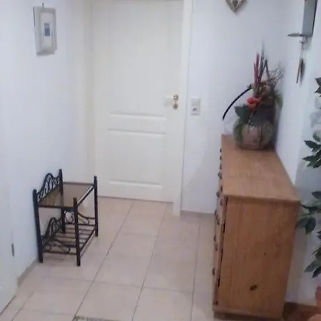Ferienapartment Schlummerhausen Nr 2 - Fuer 5 Personen, Mit Kueche, Wifi, Smart-Tv, Nur Buchenbar Uebers Web Apartmán *
